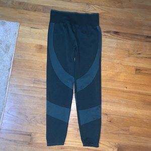 PINK contoured leggings